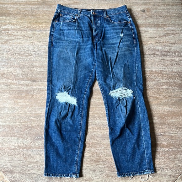 7 for all man kind High Waist Josefina with Frayed Back Hem Stranger Distress - Picture 2 of 11